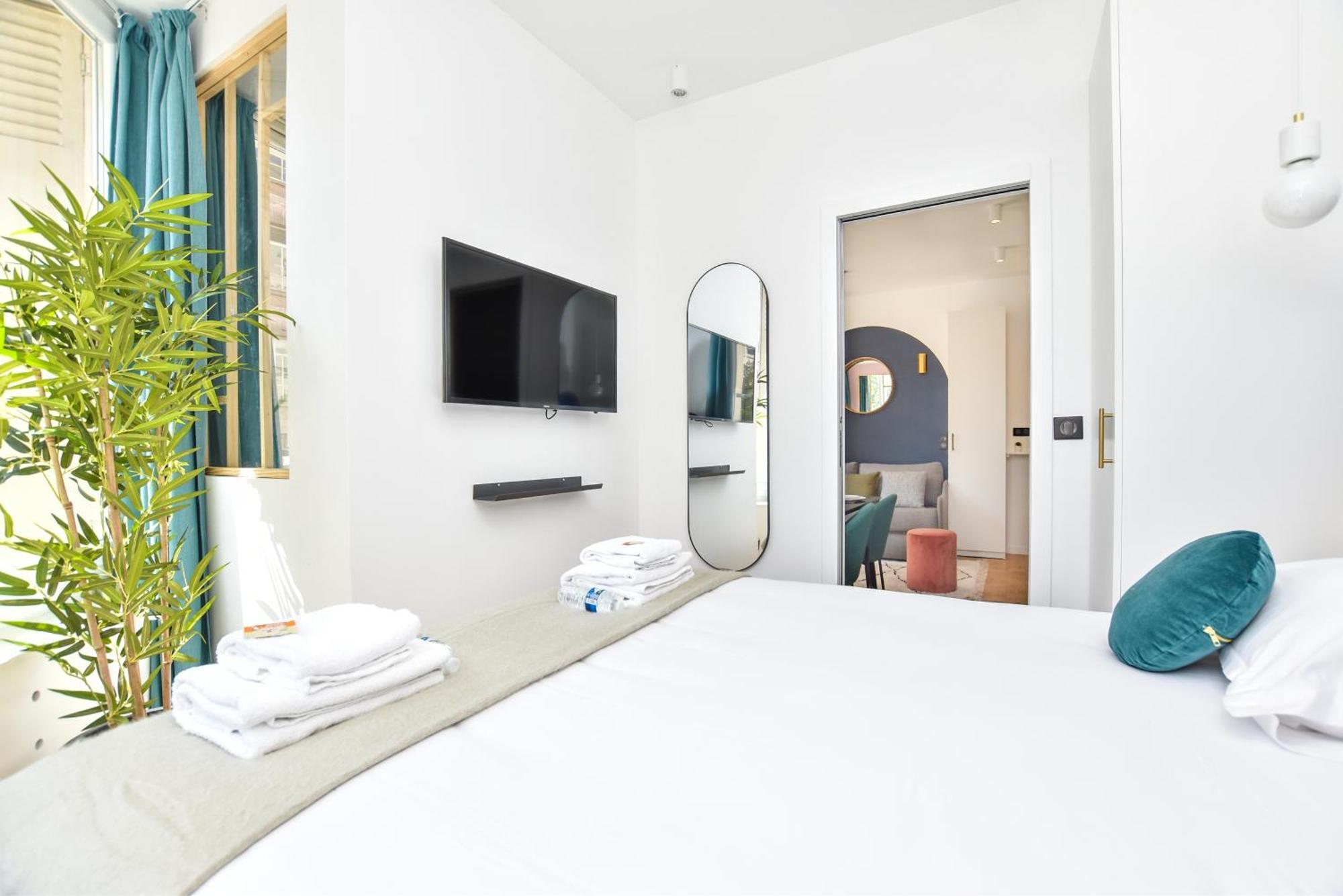 Charming And Cosy Flat Next To The Eiffel Tower Leilighet Paris Eksteriør bilde
