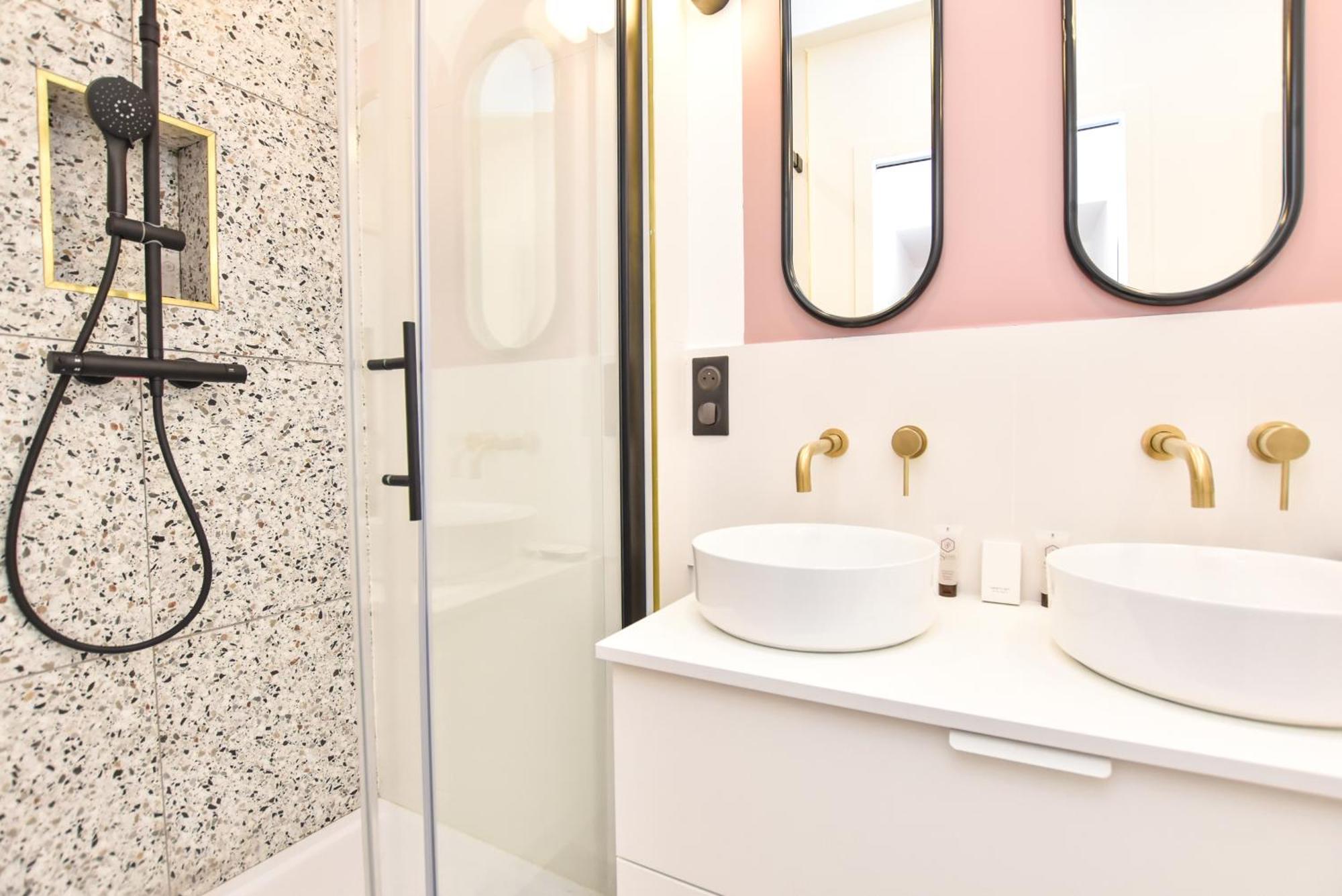 Charming And Cosy Flat Next To The Eiffel Tower Leilighet Paris Eksteriør bilde